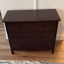 Small Dresser/Nightstand