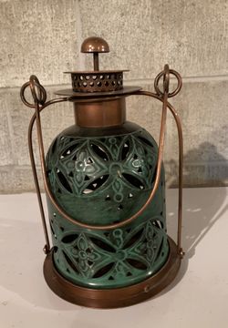 Metal lantern