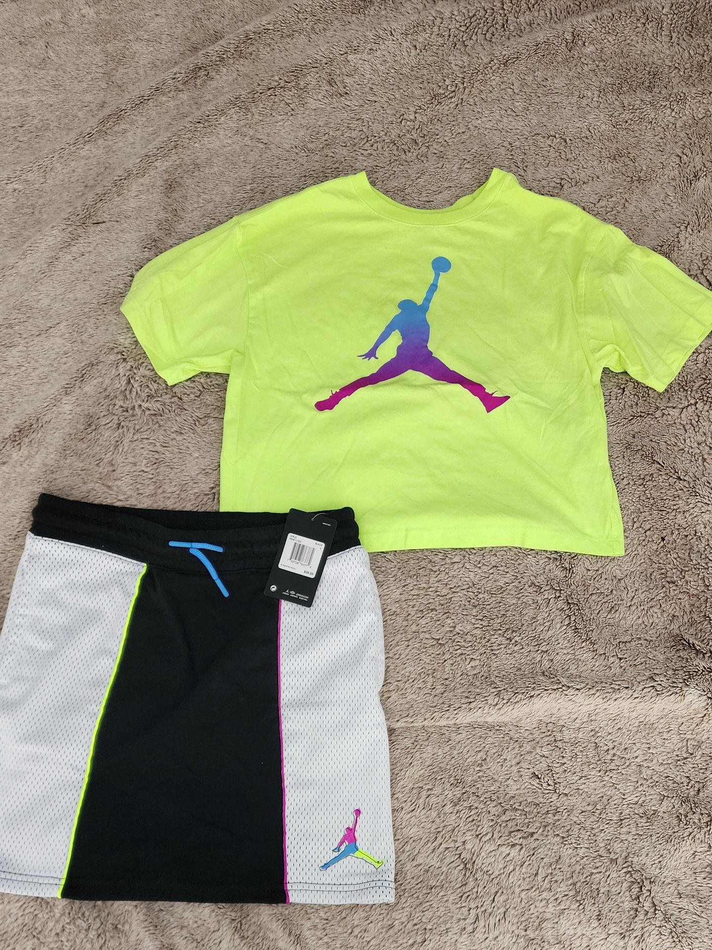 Jordan Skirt and Tshirt Bundle $15 Size L girls ages 12-13