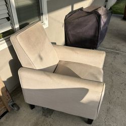 Free Arm Chair