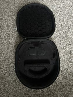 Headphone Carrying Case 