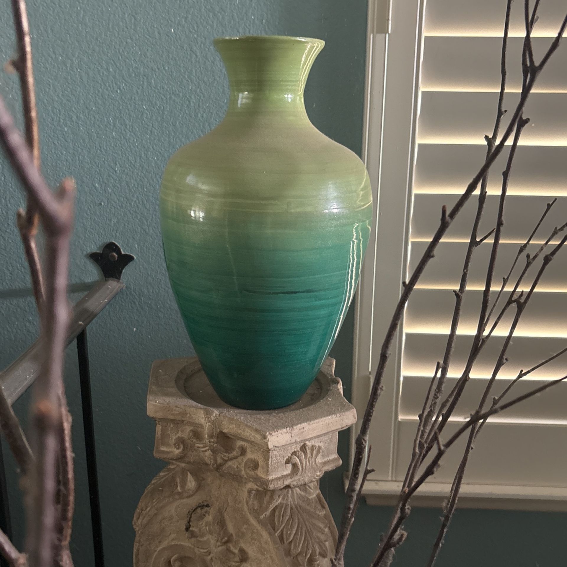 Beautiful Blue/green Vase 17” Tall, Any Room Any Decor $10 Cash