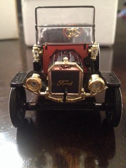 1910 ford model T coupe Miniature Cars