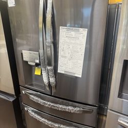LG refrigerator 28 cu ft ThinQ