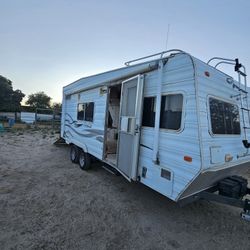 2004 Weekend Warrior Lite  6500