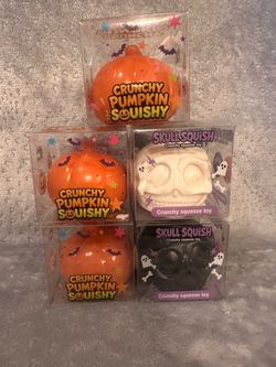 Crunchy pumpkins & skulls