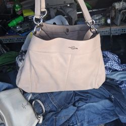 Coach shoulder bag