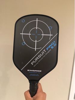 Engaged Pursuit Pro pickleball paddle
