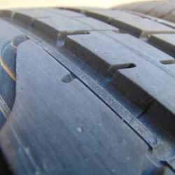 4 Near New 255 40 21 Pirelli P Zero Tires 102Y XL *R01*AUDI*DATE 2023*