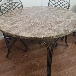 Dinner Table Great  Condition  Not Chair Included 