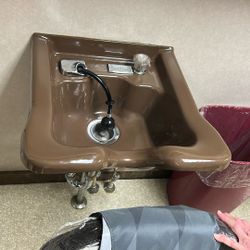 Porcelain Shampoo Sink
