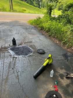 Asphalt potholes repair
