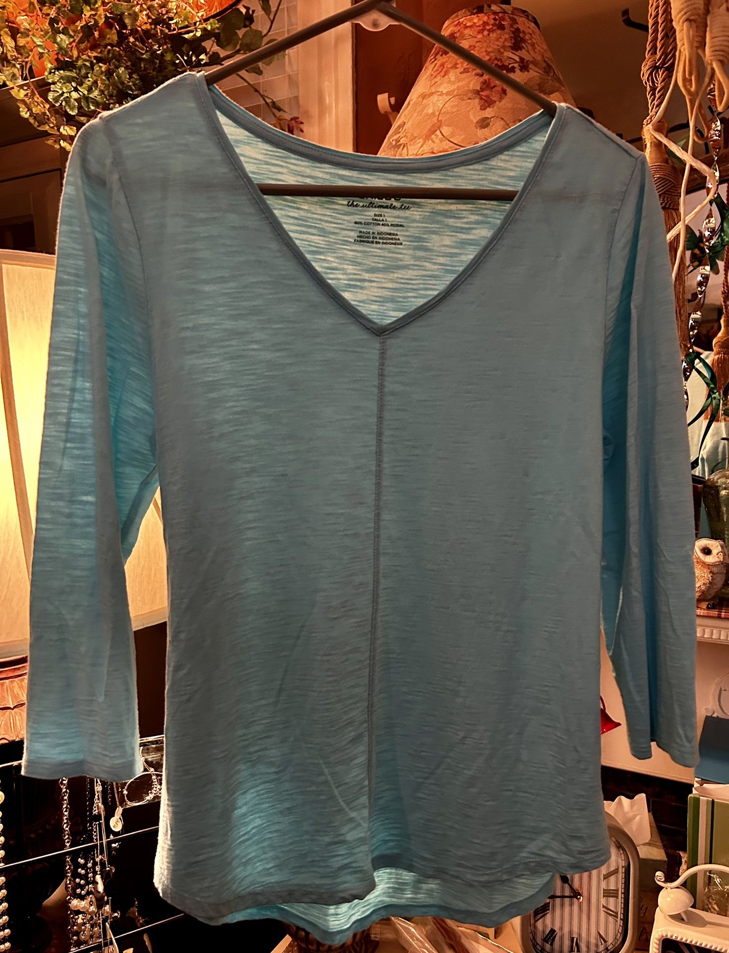 Ladies Large Chico’s Pretty Blue Tunic Tee