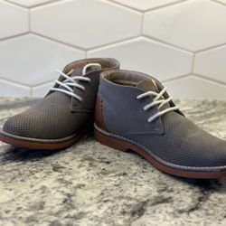 Steven Madden Perforated Boy’s Boots in Size 2!