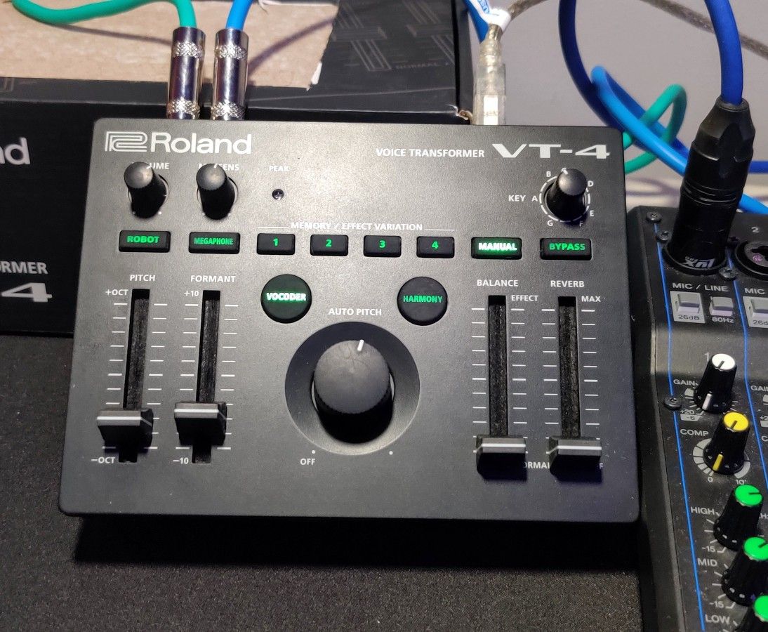 Roland VT-4 Voice Transformer