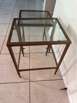 Astonishing Nesting Table set Mirror