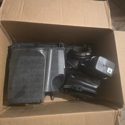 2024 FORD F250 OEM COMPLETE AIR INTAKE BOX