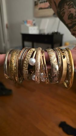 Gold tone women’s bangle bracelets