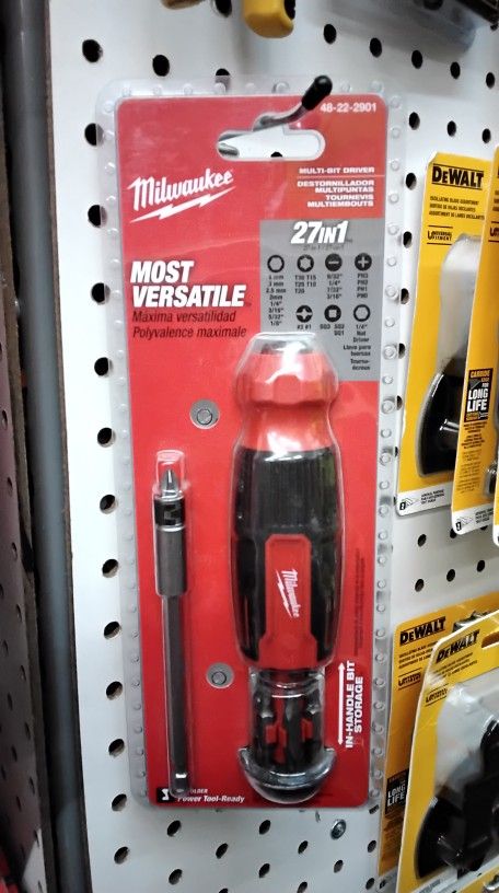 MILWAUKEE 27 IN 1 MULTI - BIT DRIVER