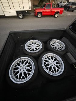 Giovanna Wheels Size 20