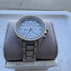 MICHAEL KORS Bryant Pavé Silver-Tone Watch