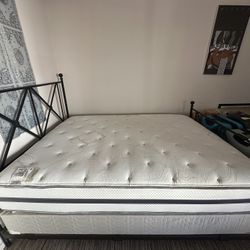 Queen Beautyrest Recharge Signature Select “Hartfield” Mattress — Must Go by Aug 28