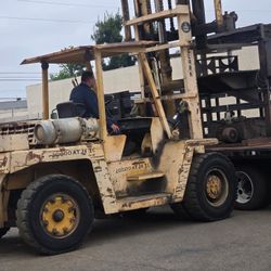 Forklift 20,000 Lbs