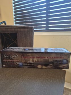 Batman Arkham City Nightwing Escrima Stick Replica