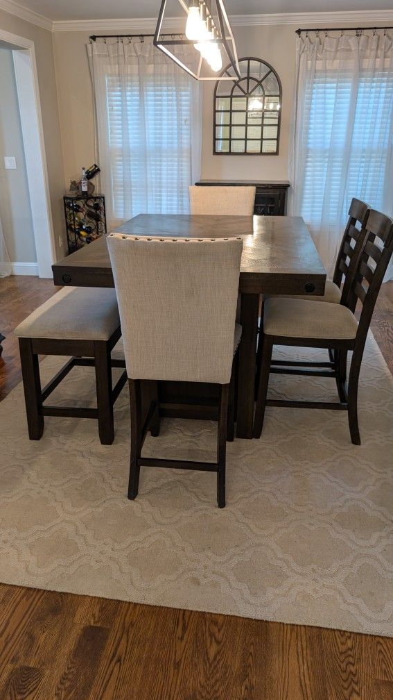 Extending Dining Table With 4 Chairs And Storage Bench