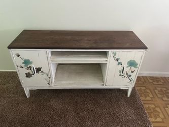 Entertainment Table