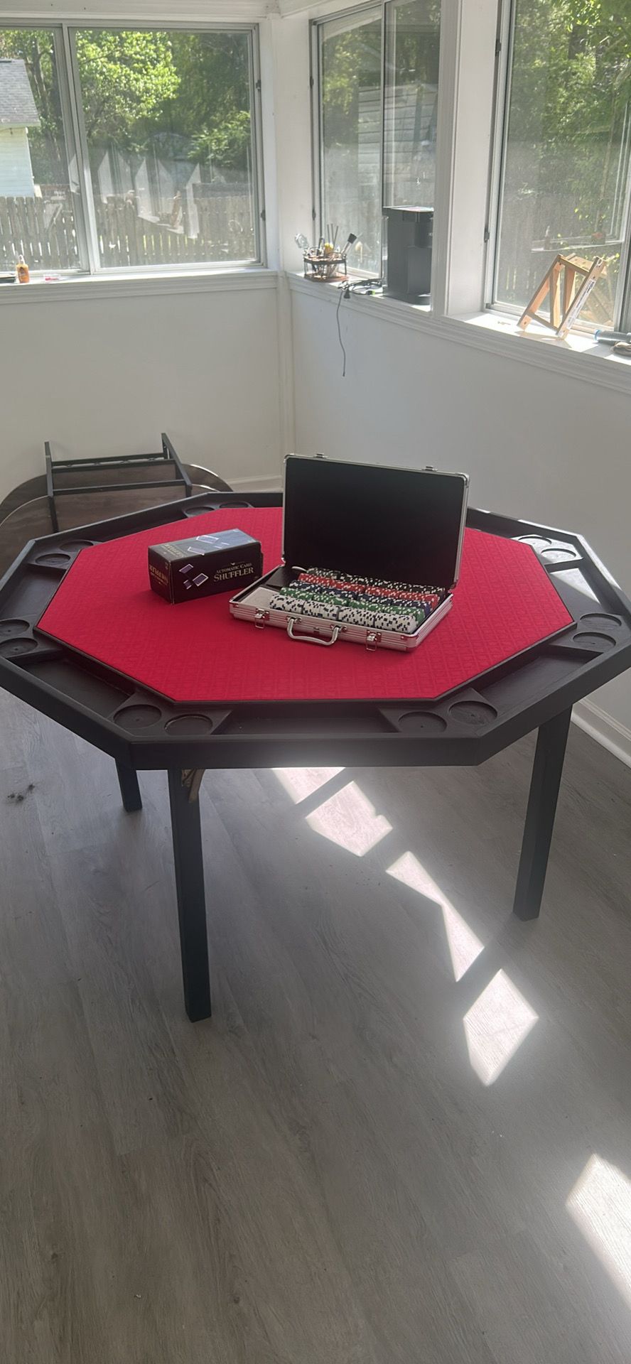 Poker table