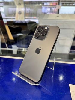 iPhone 15 Pro 128GB Unlocked Pre-owned