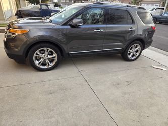 2015 Ford Explorer