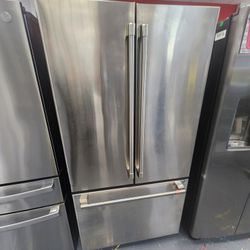 Cafe 36 Inch French Door Refrigerator Counter Depth 23.1 Cu Ft CWE23SP2MS1 