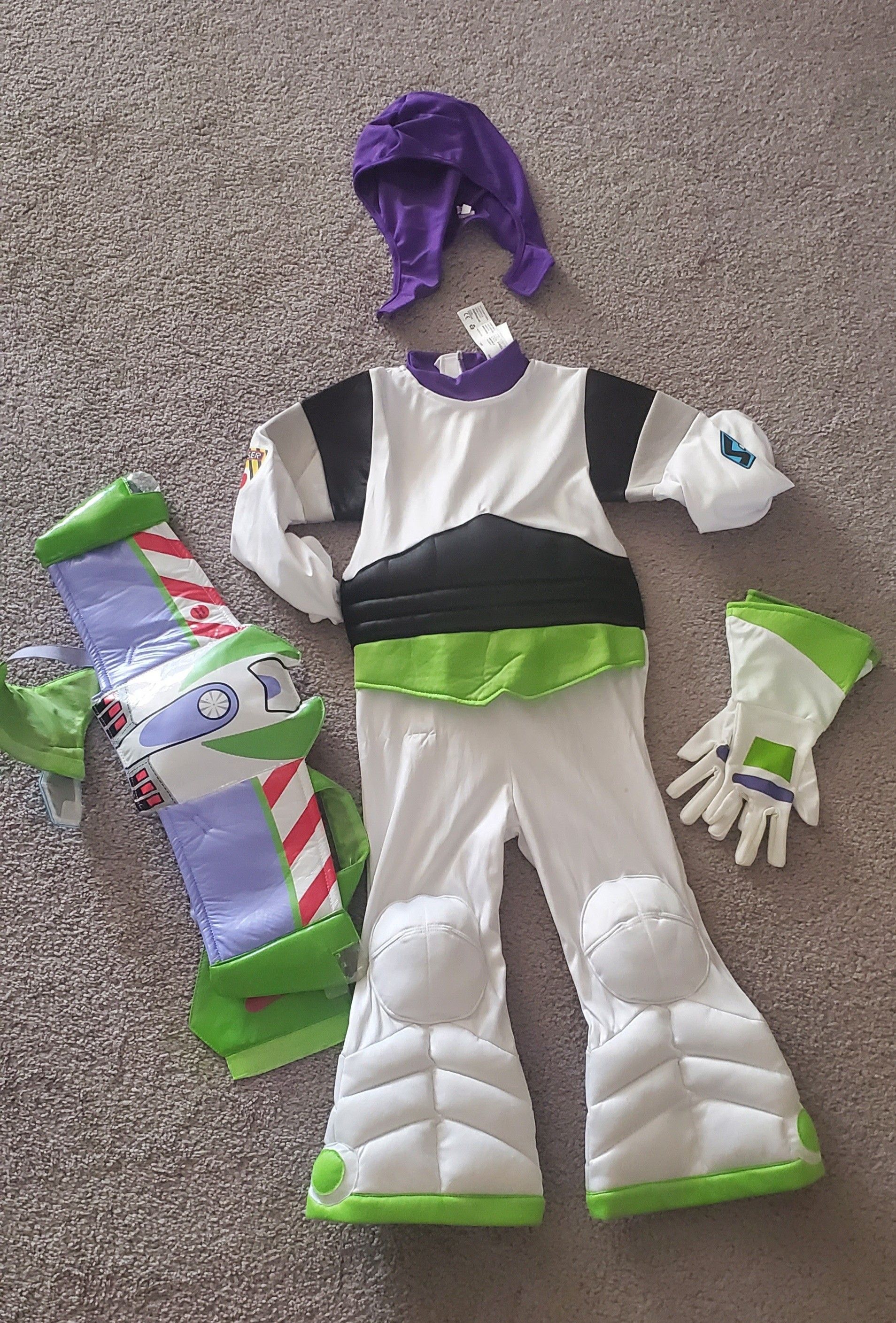 Toy Story 4 Buzz Lightyear costume size 4