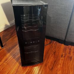 Wine Cooler - Hailer