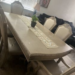 Dinning Table For 6
