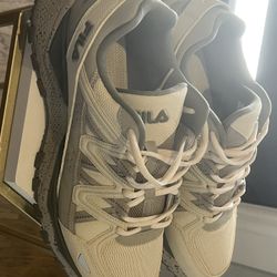 Men’s 9.5 Fila