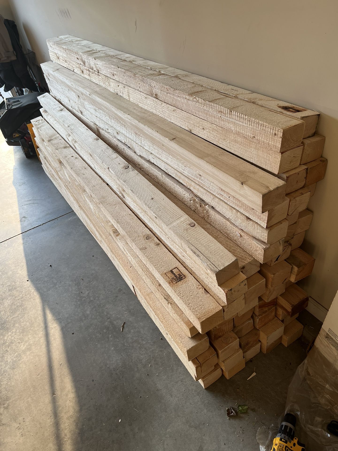 3x4x8