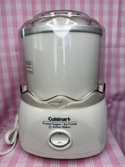 CUISINART FROZEN YOGURT-ICE CREAM & SORBET MAKER MODEL ICE-20 MAKES 1.5 QT.(L)