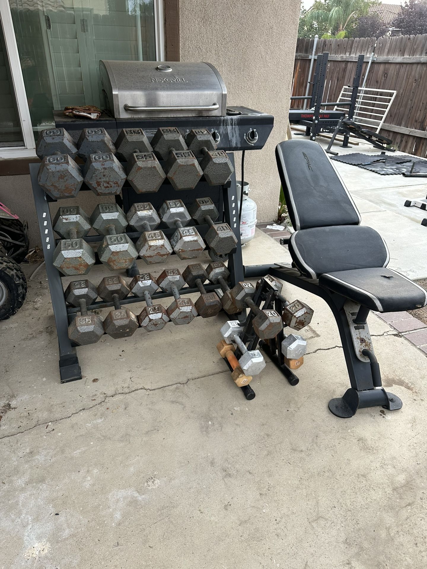 Dumbbells weights 8-60lbs plus rack and adjustable bench 766lbs total
