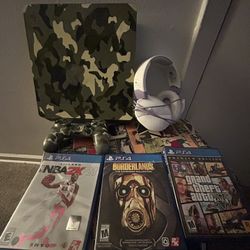 camo PS4, Turtle Beach Headset And 3 Games 