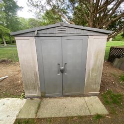 Black And Decked Shed 