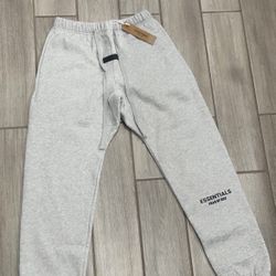 Essential Sweatpants 