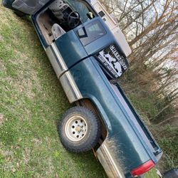 1997 Chevrolet C1500 Part Out 