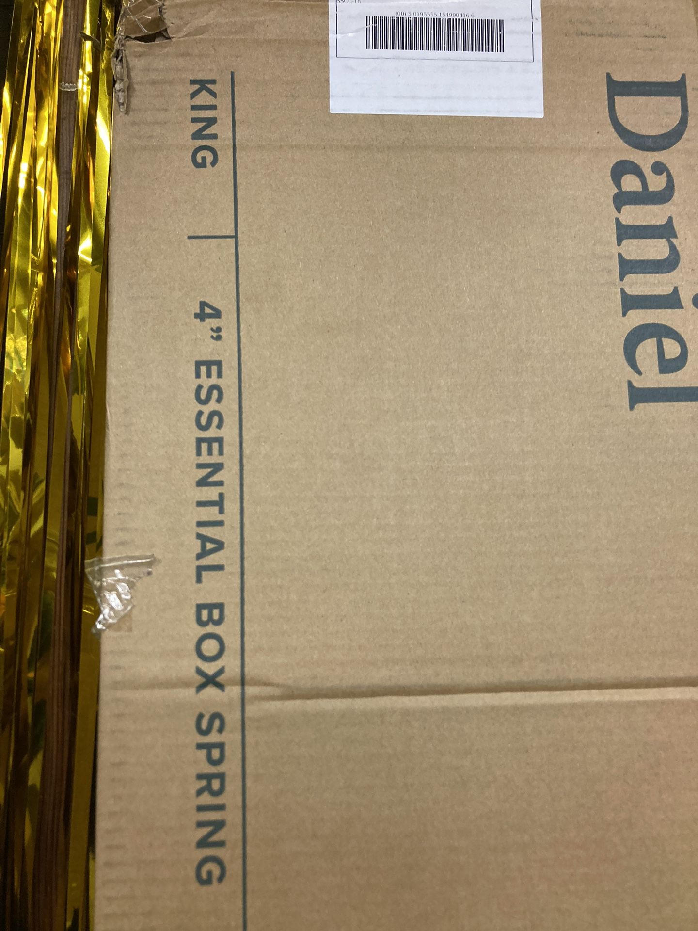 ZINUS Metal and Wood Box Spring King Size, 4 Inch Mattress Foundation for Sale in Vallejo, CA