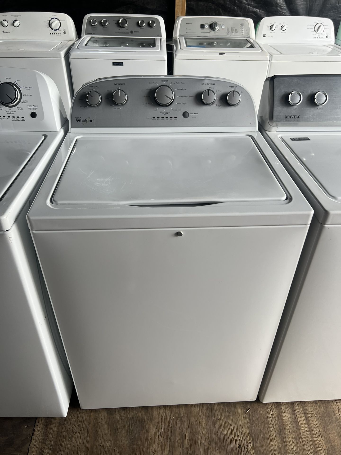 Whirlpool Large Capacity   60 day warranty/ Located at:📍5415 Carmack Rd Tampa Fl 33610📍