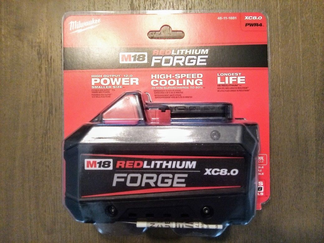 Milwaukee M18 RED LITHIUM FORGE XC8.0 Battery