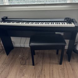 Yamaha Electric Piano And Bench 