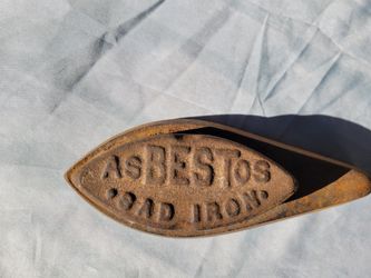 Old waffle makers and irons